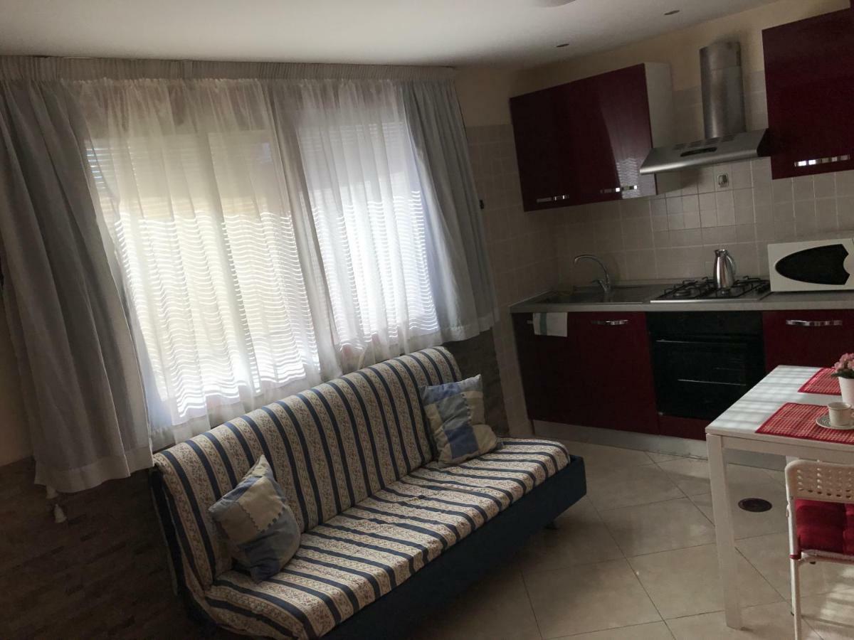 Casa Lucia Villa Наполи Екстериор снимка